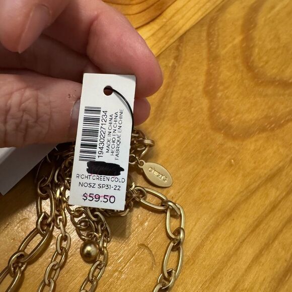 NWT CHICO'S Green/Gold Multi-Pendant Necklace Bee Key Lock Flower - Picture 8 of 10